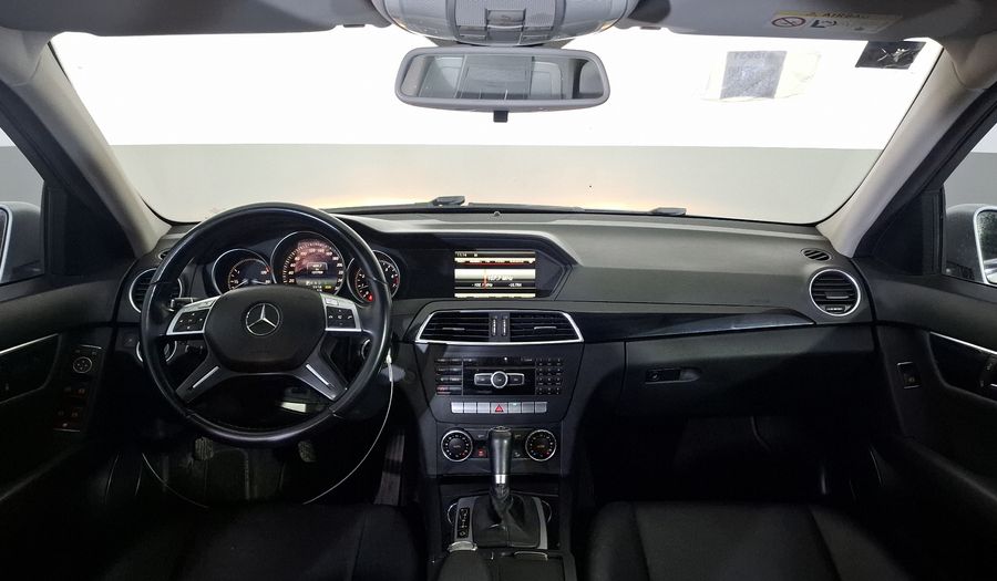 Mercedes Benz Clase C 1.6 180 CGI AT Sedan 2014