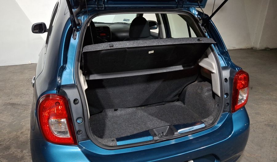 Nissan March 1.6 ADVANCE AT Hatchback 2017