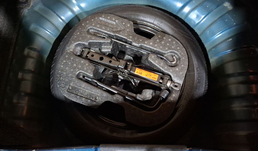 Nissan March 1.6 ADVANCE AT Hatchback 2017