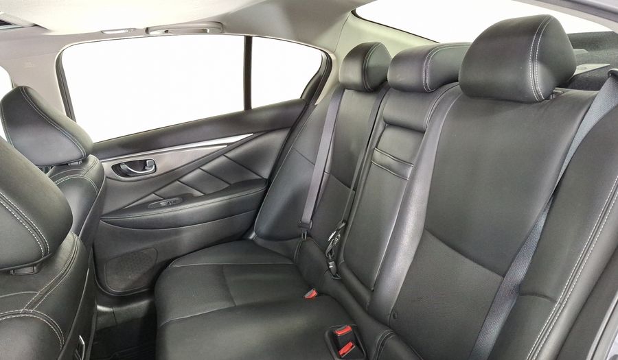 Infiniti Q50 3.7 SEDUCTION AT Sedan 2016