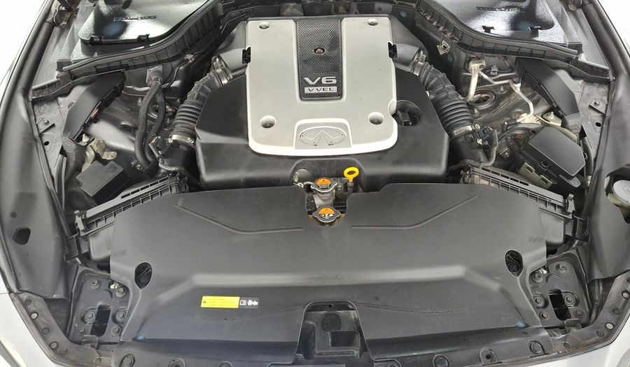 Infiniti Q50 3.7 SEDUCTION AT Sedan 2016