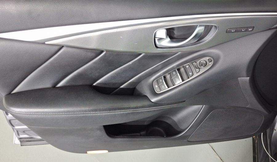Infiniti Q50 3.7 SEDUCTION AT Sedan 2016