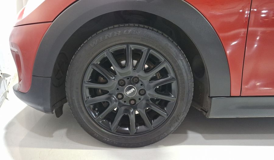 Mini Cooper 1.5 COOPER CHILI AT Hatchback 2017