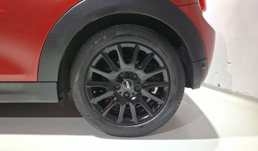 Mini Cooper 1.5 COOPER CHILI AT Hatchback 2017
