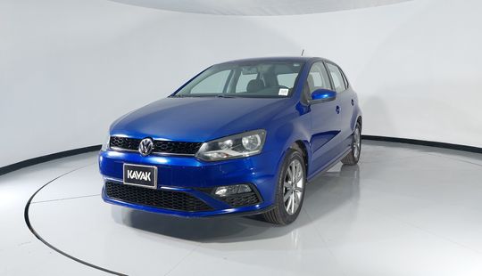 Volkswagen • Polo