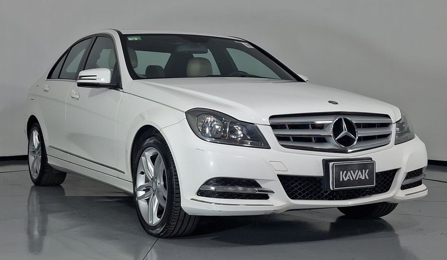 Mercedes Benz Clase C 1.8 200 CGI SPORT AT Sedan 2013