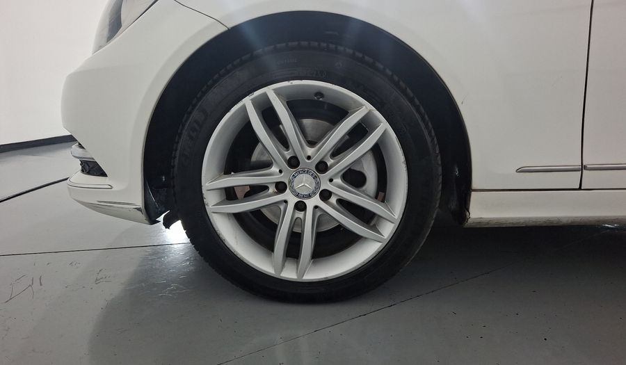 Mercedes Benz Clase C 1.8 200 CGI SPORT AT Sedan 2013