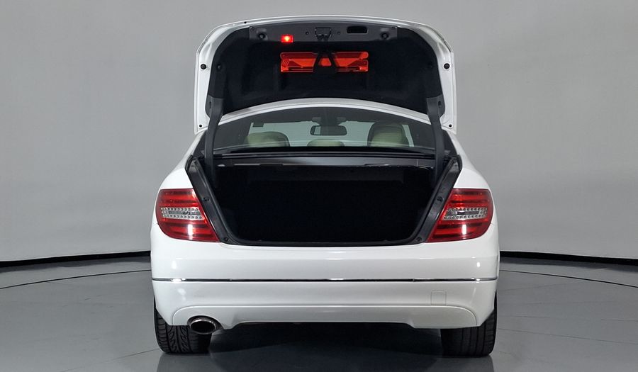 Mercedes Benz Clase C 1.8 200 CGI SPORT AT Sedan 2013