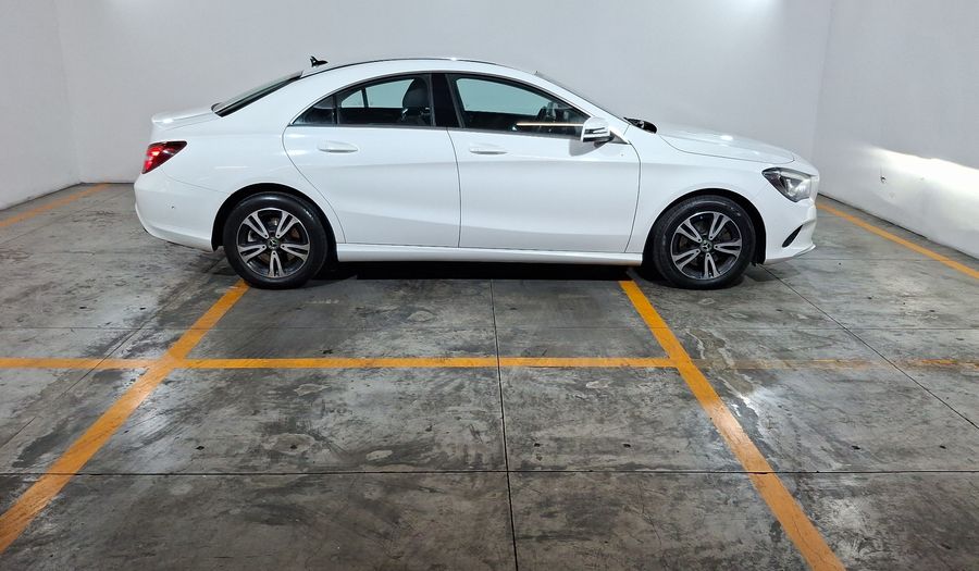Mercedes Benz Clase Cla 1.6 CLA 200 DCT Coupe 2019