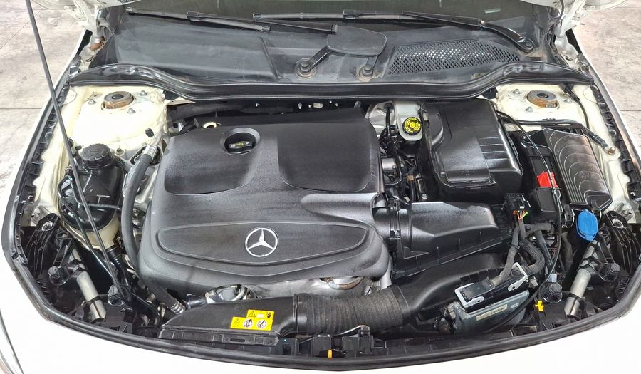 Mercedes Benz Clase Cla 1.6 CLA 200 DCT Coupe 2019
