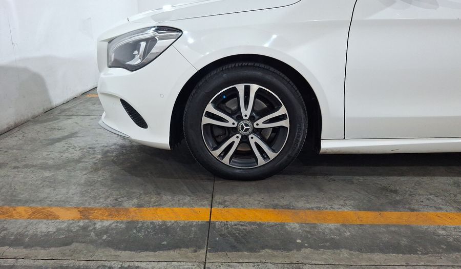 Mercedes Benz Clase Cla 1.6 CLA 200 DCT Coupe 2019