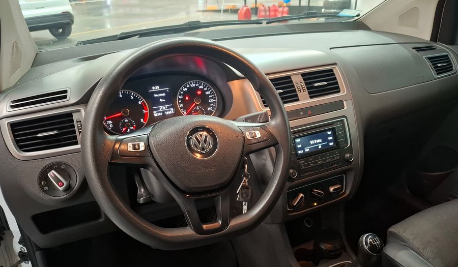 Volkswagen Suran 1.6 COMFORTLINE Wagon 2016