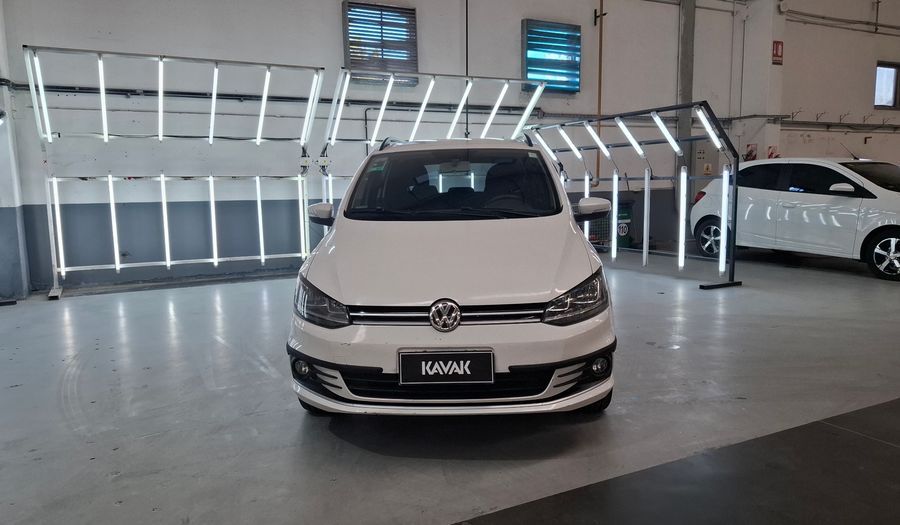 Volkswagen Suran 1.6 COMFORTLINE Wagon 2016