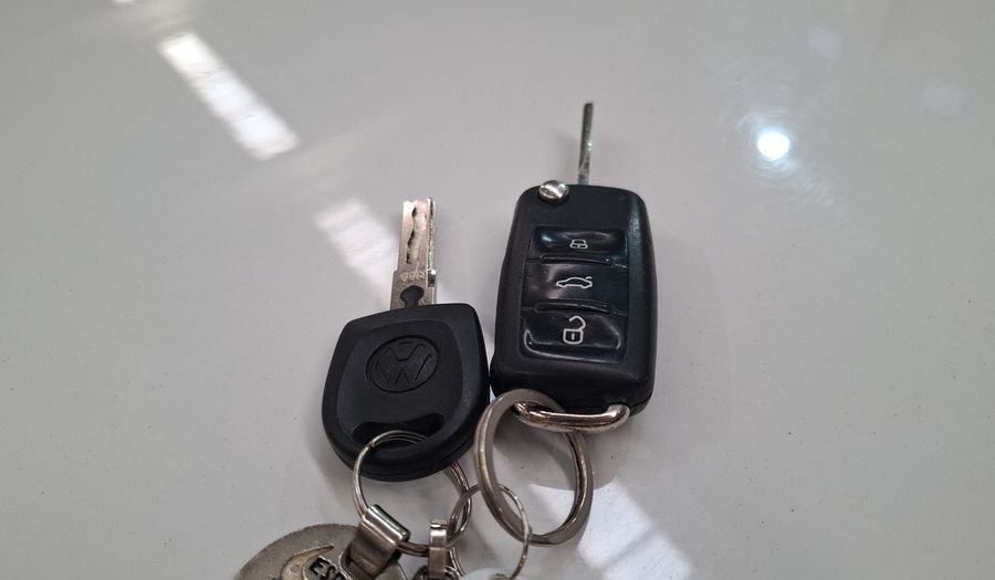 Volkswagen Suran 1.6 COMFORTLINE Wagon 2016