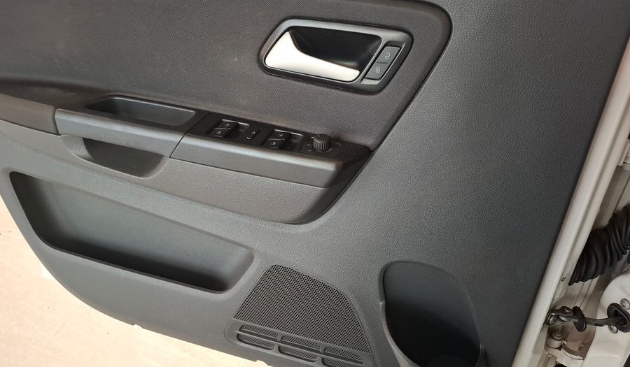 Volkswagen Suran 1.6 COMFORTLINE Wagon 2016