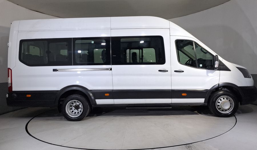Ford Transit 2.0 DIESEL 18 PASAJEROS Van 2021
