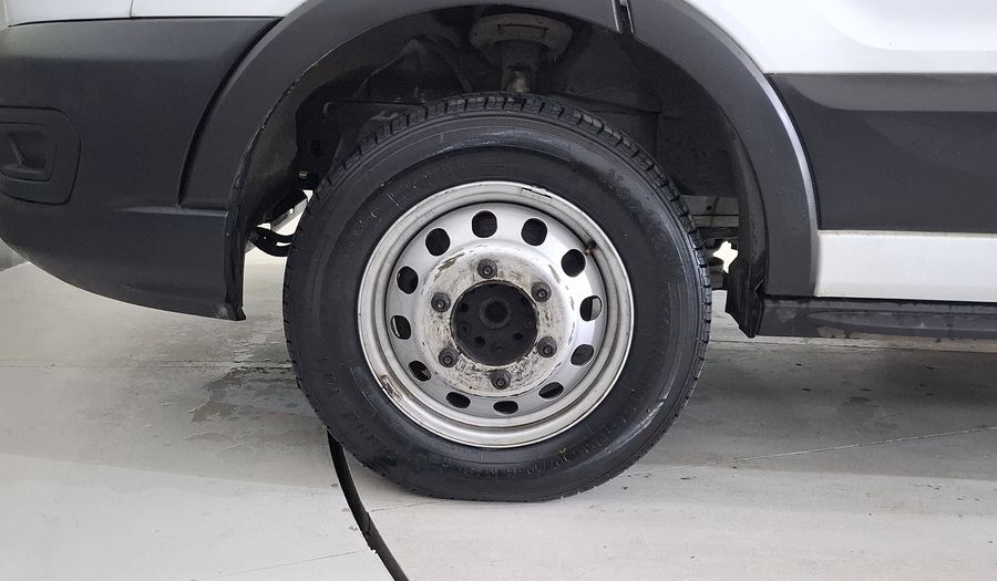 Ford Transit 2.0 DIESEL 18 PASAJEROS Van 2021