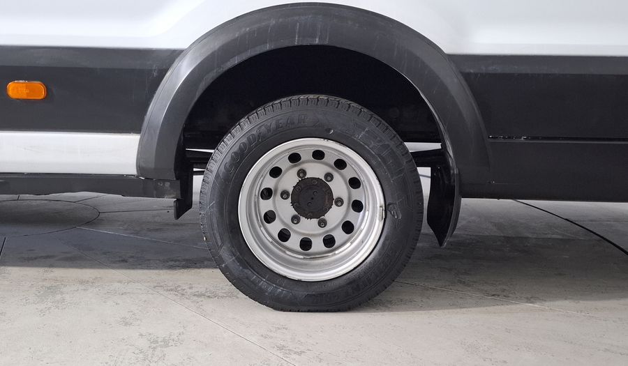 Ford Transit 2.0 DIESEL 18 PASAJEROS Van 2021