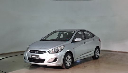 Hyundai • Accent