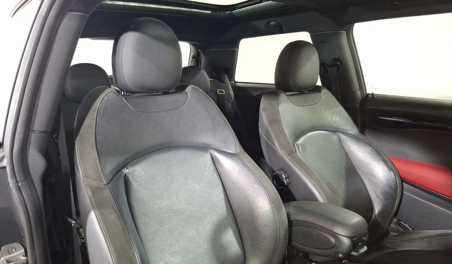 Mini John Cooper Works 2.0 JOHN COOPER WORKS HOT CHILI AUTO Hatchback 2019