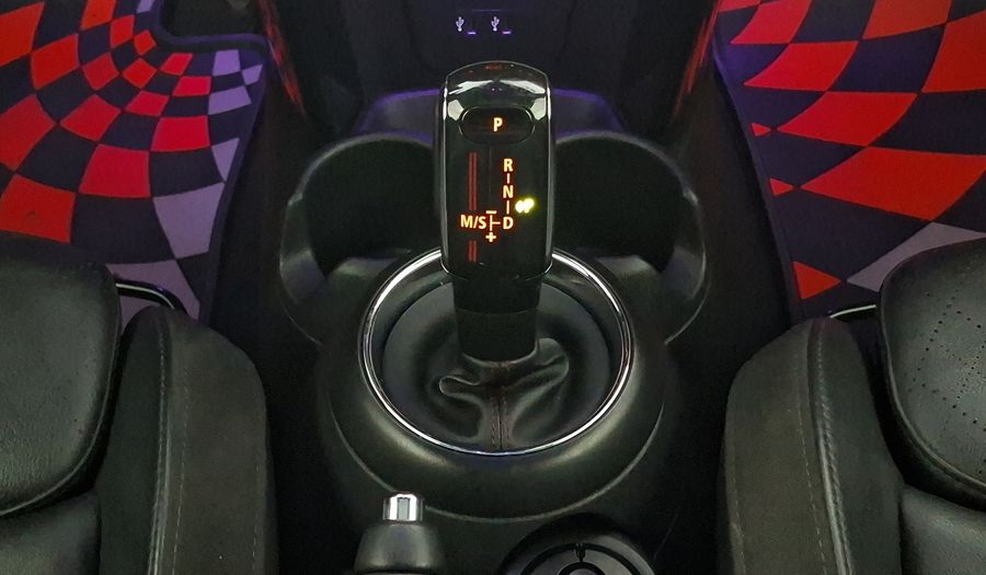 Mini John Cooper Works 2.0 JOHN COOPER WORKS HOT CHILI AUTO Hatchback 2019