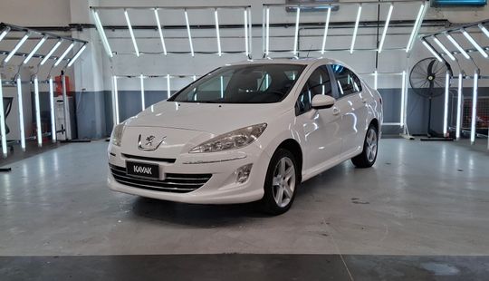 Peugeot • 408