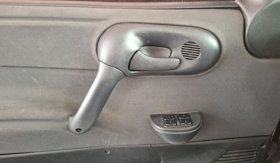 Chevrolet Classic 1.4 LT PACK Sedan 2013