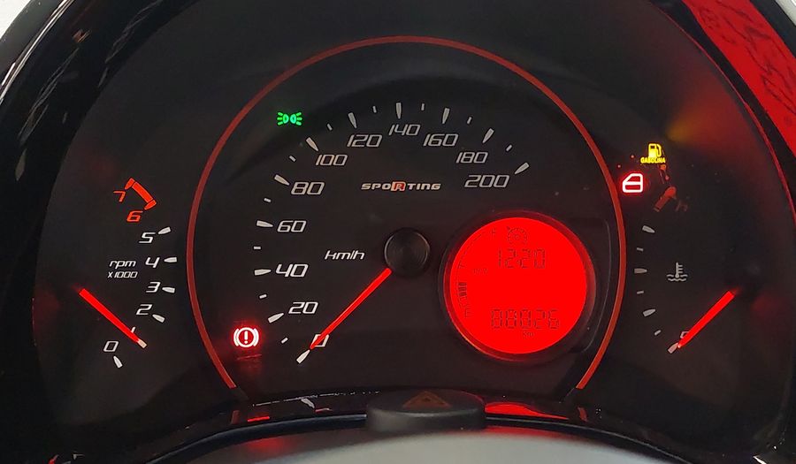Fiat Uno 1.4 8V FLEX SPORTING Hatchback 2013