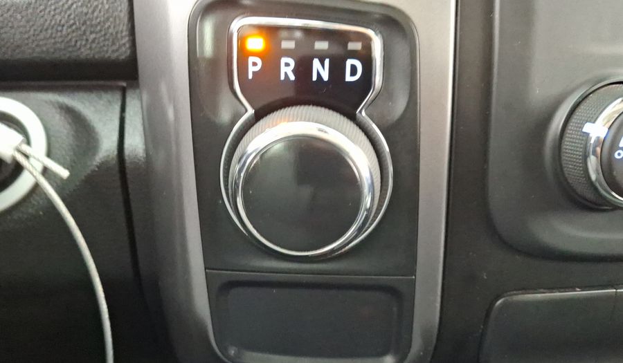 Ram 1500 3.6 CREW CAB SLT TRABAJO 4X2 V6 8 AUTO Pickup 2021