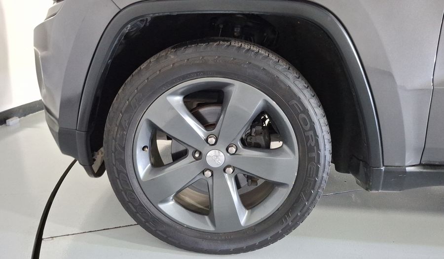 Jeep Grand Cherokee 3.6 LIMITED LUJO V6 Suv 2015