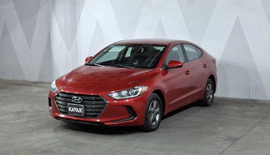 Hyundai • Elantra