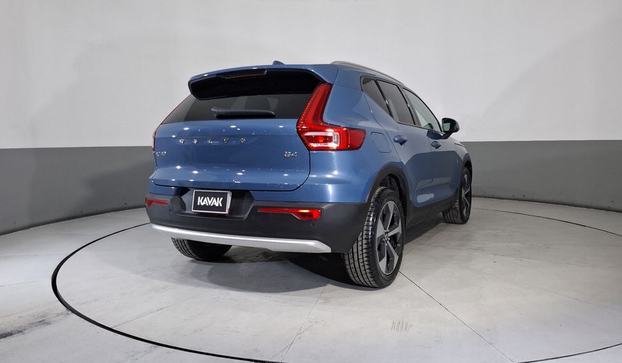 Volvo Xc40 2.0 B4 MHEV PLUS AUTO Suv 2023