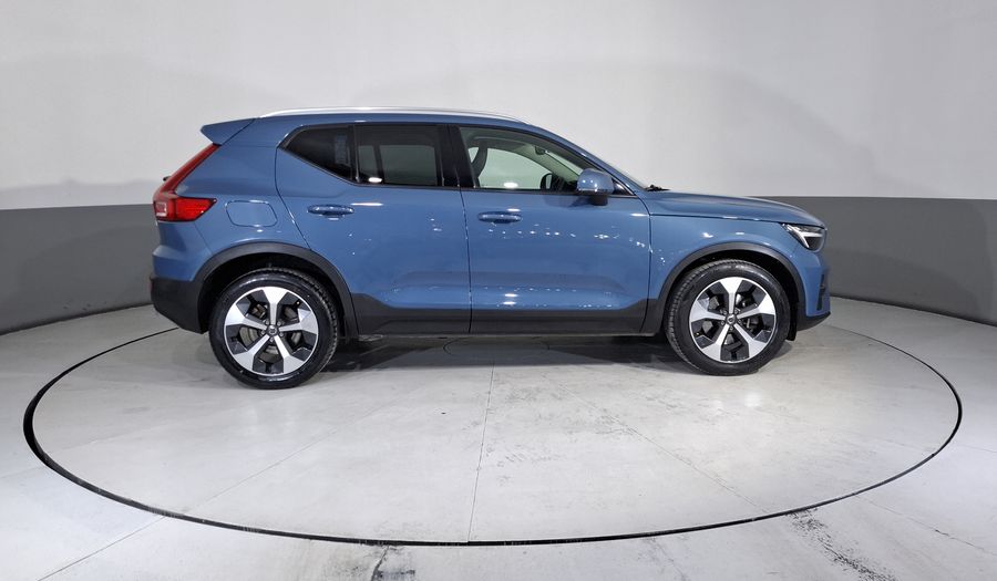 Volvo Xc40 2.0 B4 MHEV PLUS AUTO Suv 2023