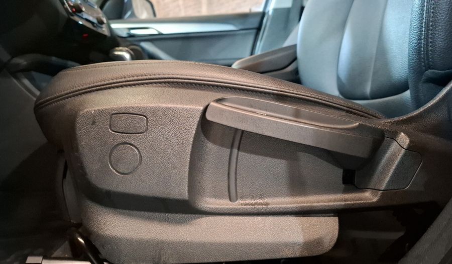 Bmw X1 1.5 SDRIVE18IA AT Suv 2017