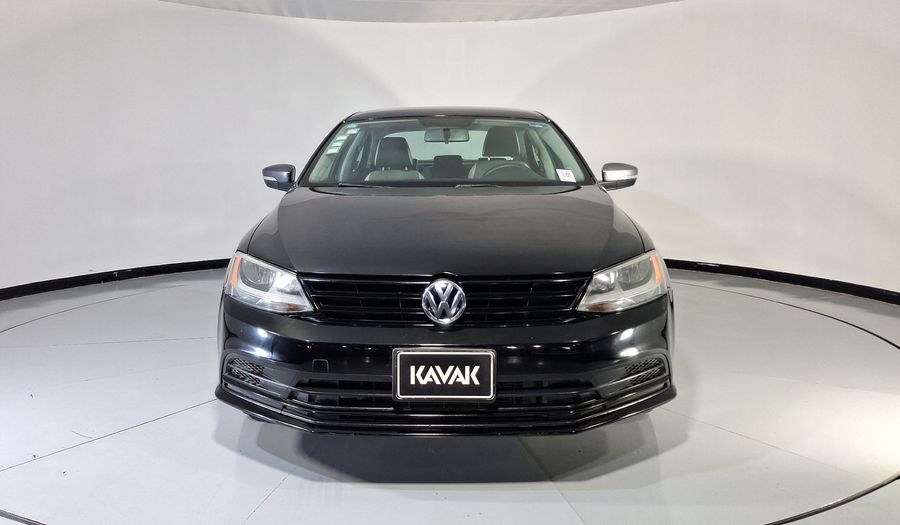 Volkswagen Jetta 2.0 LIVE MT Sedan 2017
