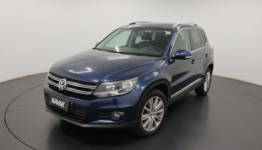 Volkswagen • Tiguan