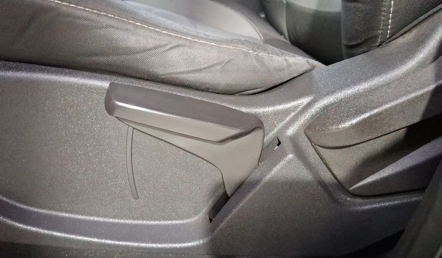 Ford Escape 2.5 SE I4 AT Suv 2013