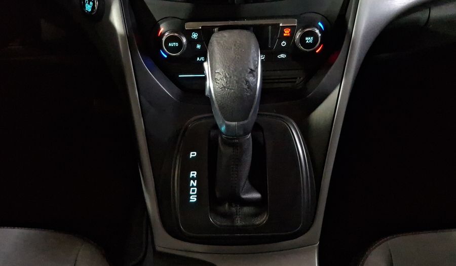 Ford Escape 2.5 SE I4 AT Suv 2013