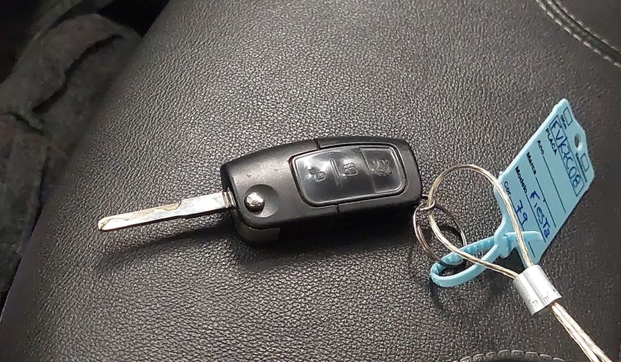 Ford Fiesta 1.6 16V TIVCT TITANIUM Hatchback 2015