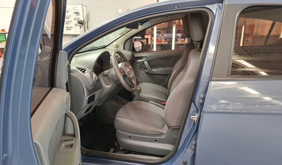 Fiat Palio 1.4 ATTRACTIVE Hatchback 2015