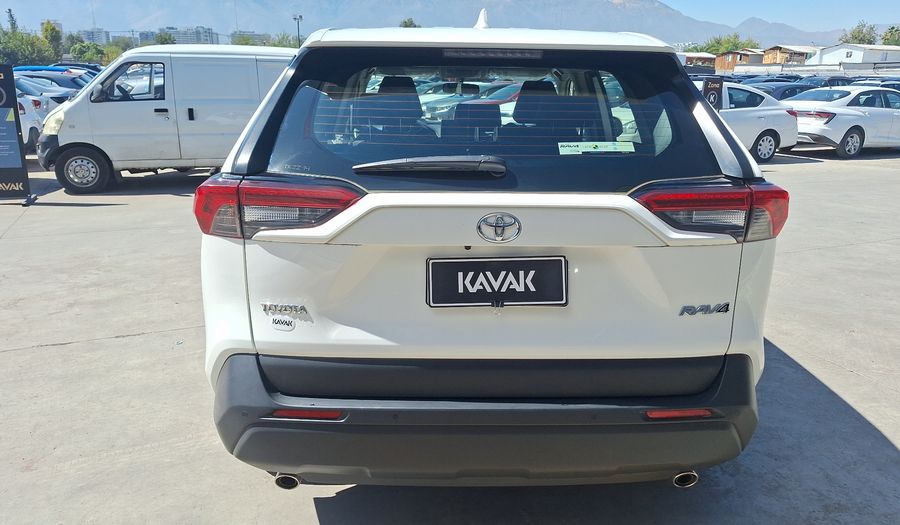 Toyota Rav4 2.0 LE Suv 2023