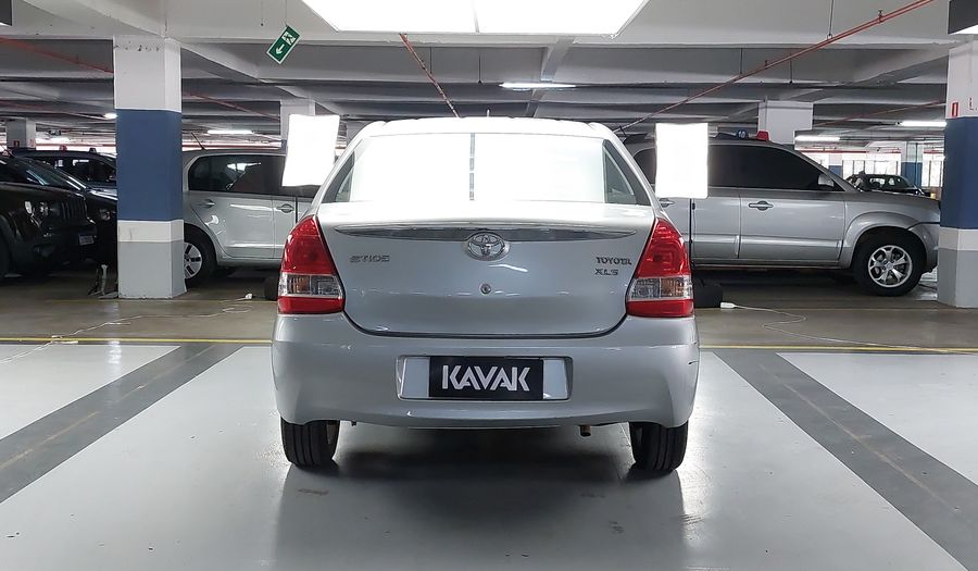 Toyota Etios 1.5 XLS SEDAN AUTO Sedan 2017