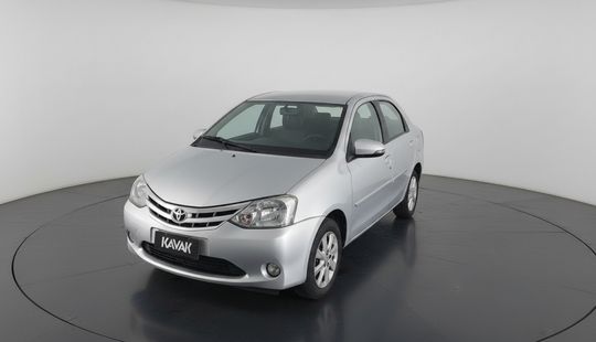 Toyota • Etios