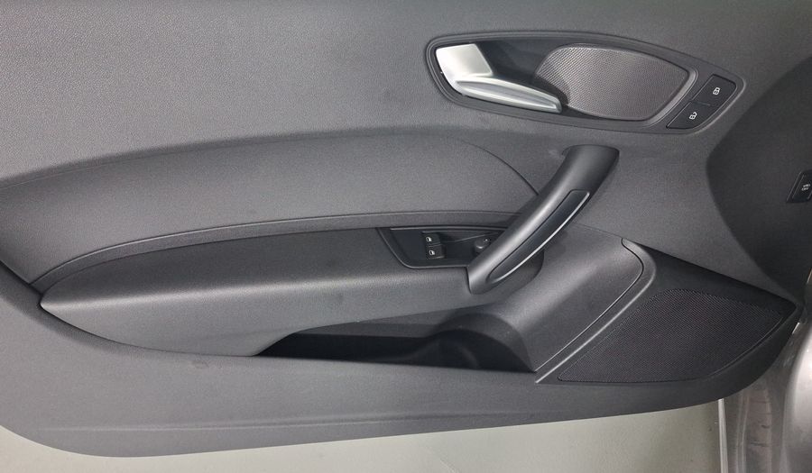 Audi A1 1.4 TFSI COOL S TRONIC Hatchback 2015