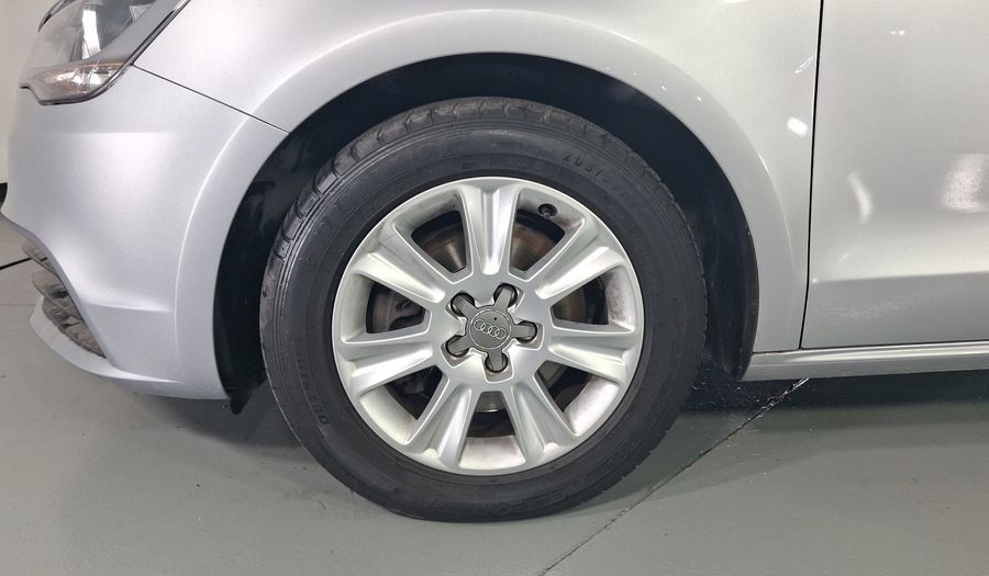 Audi A1 1.4 TFSI COOL S TRONIC Hatchback 2015