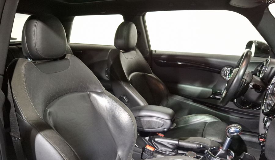 Mini Cooper S 2.0 COOPER HOT CHILI AUTO Hatchback 2018