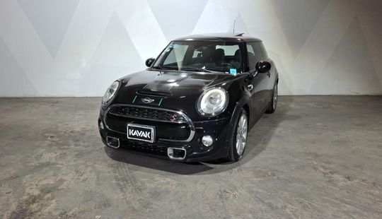 Mini • Cooper S