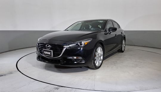Mazda • Mazda 3
