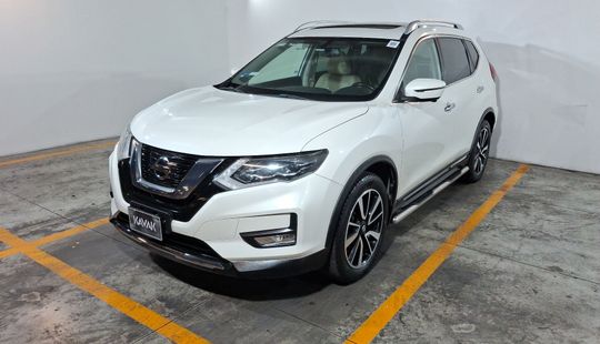 Nissan • X-Trail