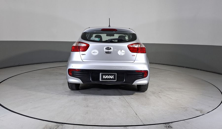 Kia Rio 1.6 EX MT Hatchback 2017